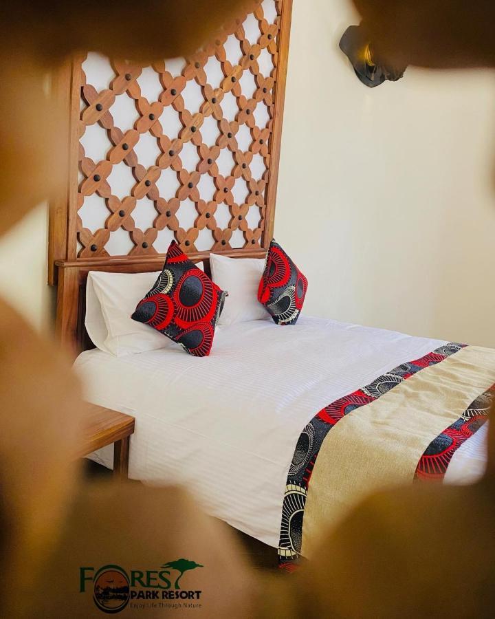 Forest Park Resort Buloba 外观 照片